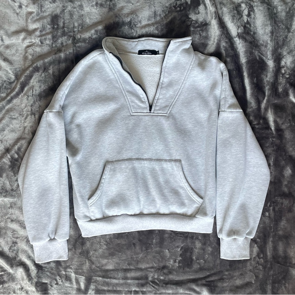 Trendy Queen Half Zip Pullover Sweatshirt with Pocket